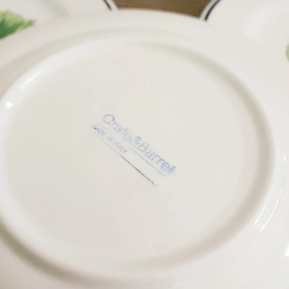 Crate & Barrel Salad‎ Plates Lot Of 4